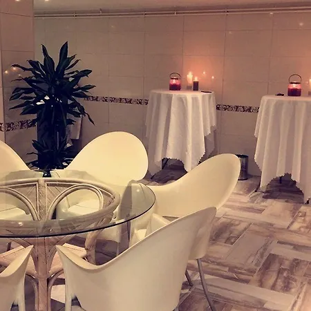 Le Grand 3* Мобёж