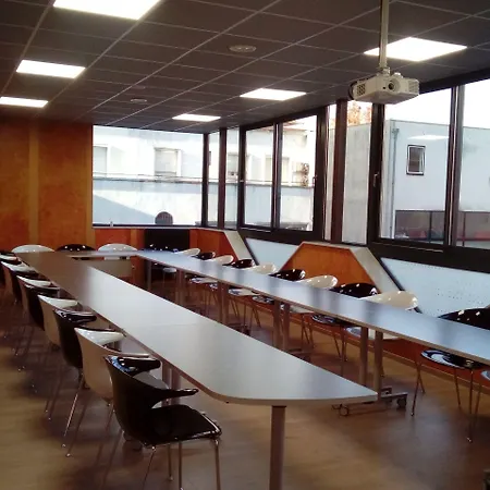 Le Grand فندق 3*